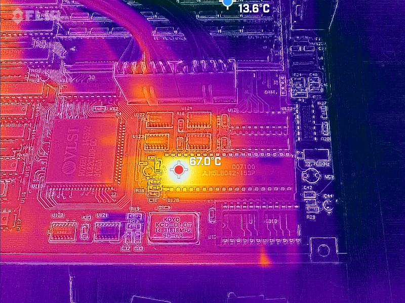 FLIR image of DTK PEM-3301 8042 chip.